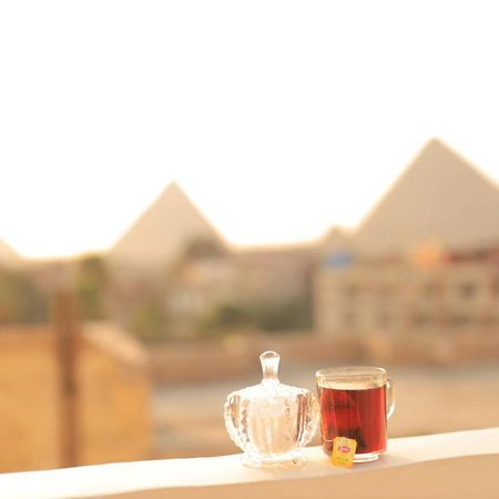 Magic Golden Pyramids View 호텔 Kafret el-Gabal 외부 사진