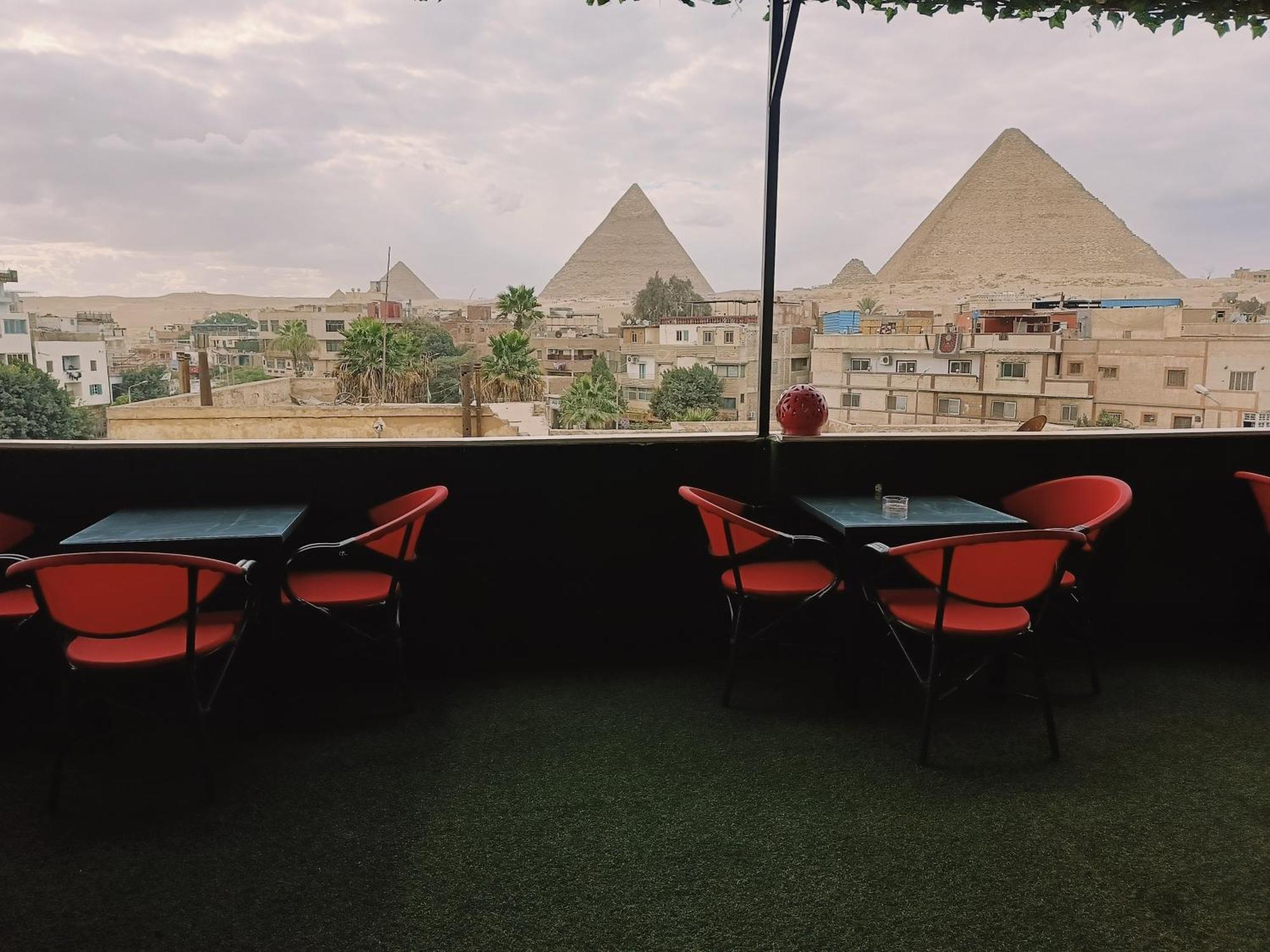 Magic Golden Pyramids View 호텔 Kafret el-Gabal 외부 사진