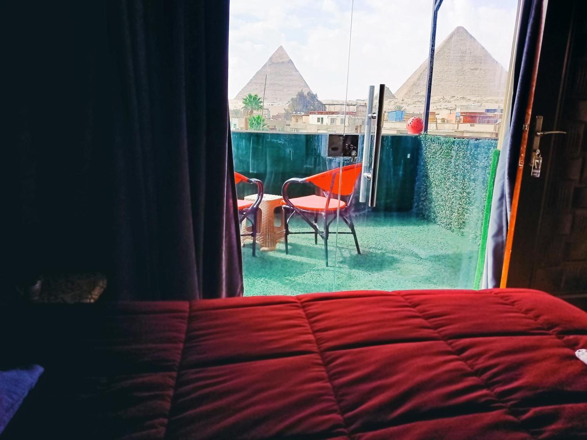 Magic Golden Pyramids View 호텔 Kafret el-Gabal 외부 사진