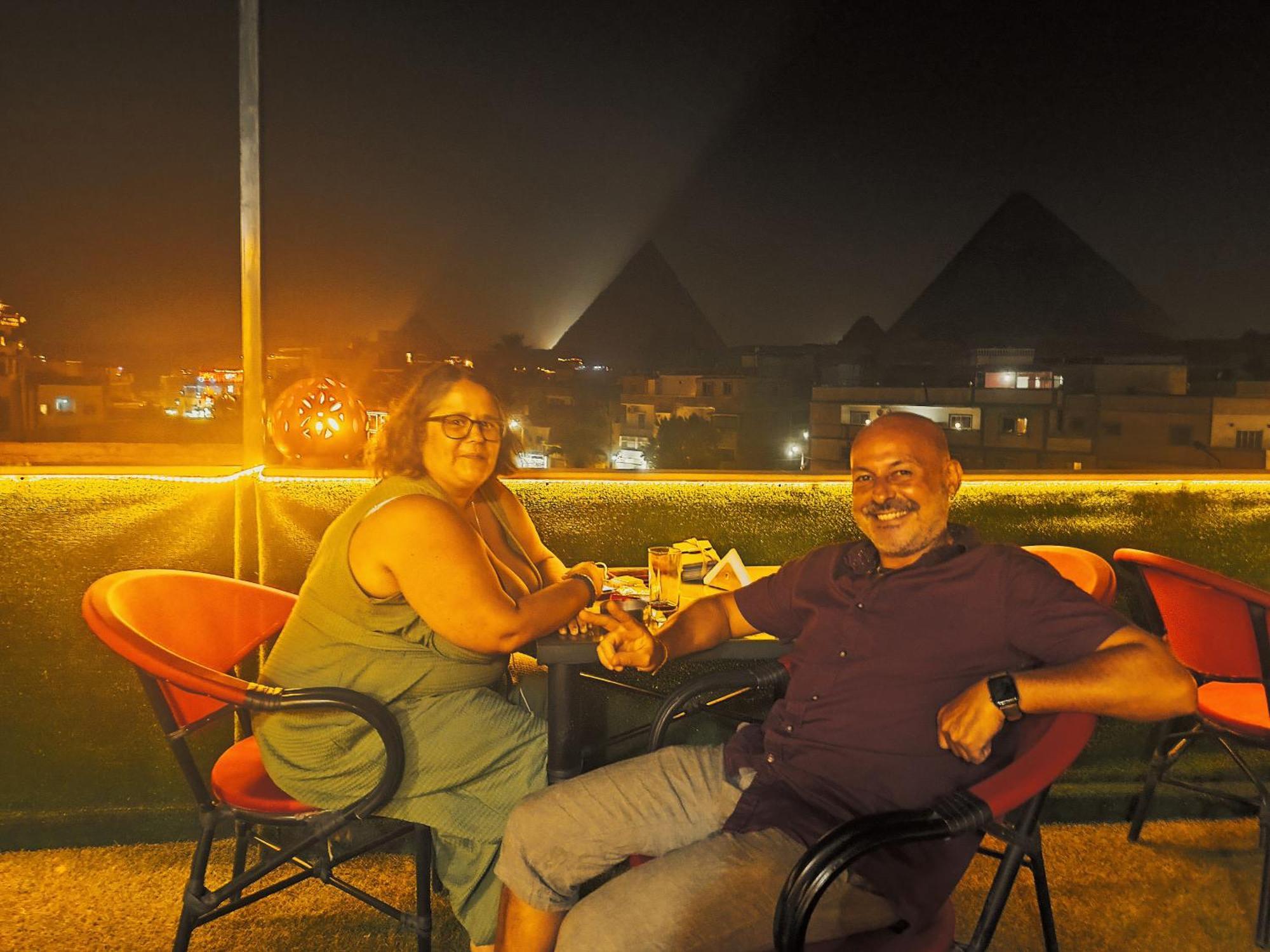 Magic Golden Pyramids View 호텔 Kafret el-Gabal 외부 사진